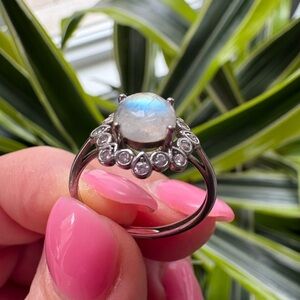 Elegant Silver Moonstone Ring